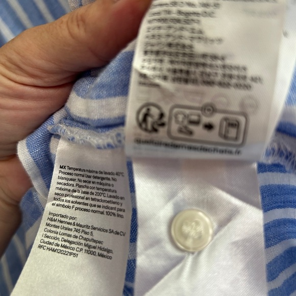 EUC H&M blue and white striped linen button down, Medium. Boxy and oversized - Picture 8 of 12